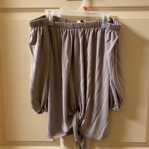 Off-the-shoulder Beige Windsor Top, XS but fits M
